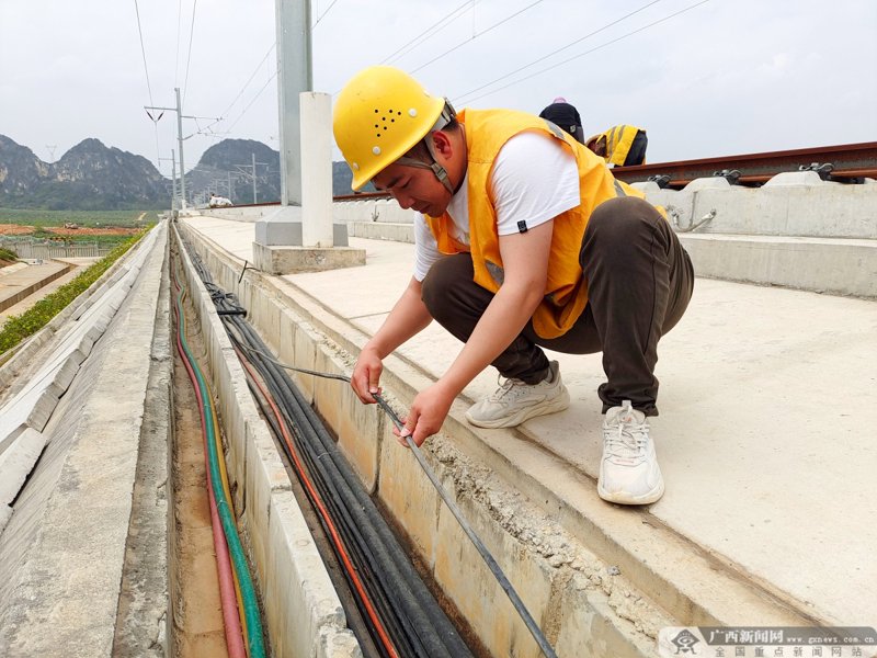 通信线路施工行业最新动态解析